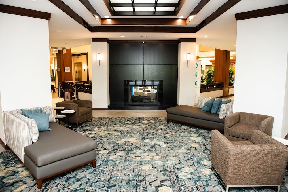 Hotel Auburn Hills 2
