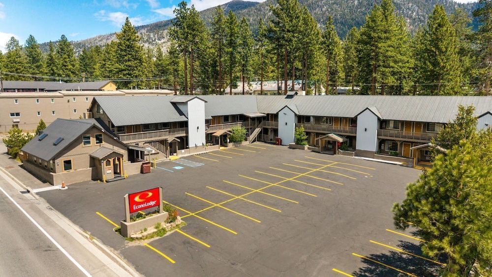 Econo Lodge Inn & Suites Heavenly Village Area 1
