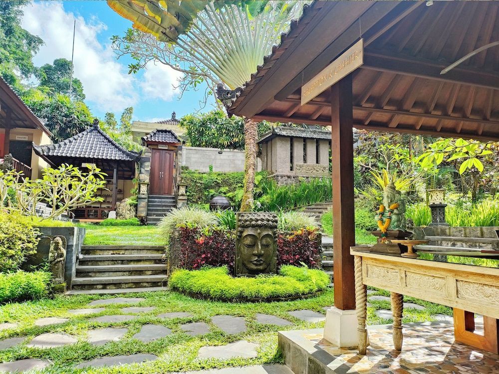 Villa Nirvana 2