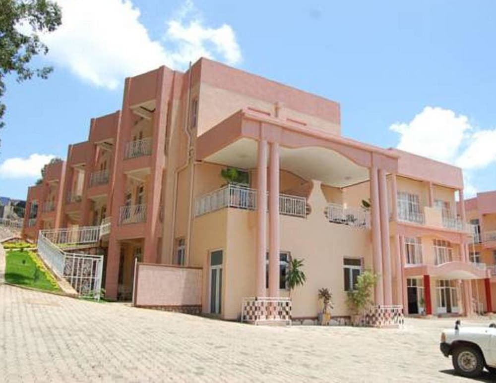 Park View Courts 1