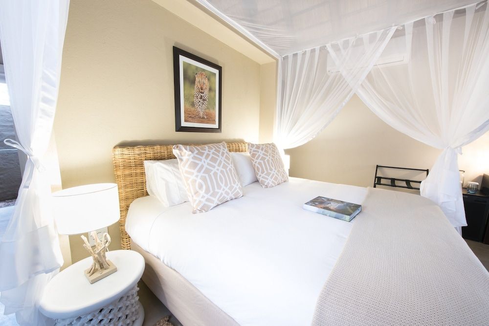 Bushbaby River Lodge 2