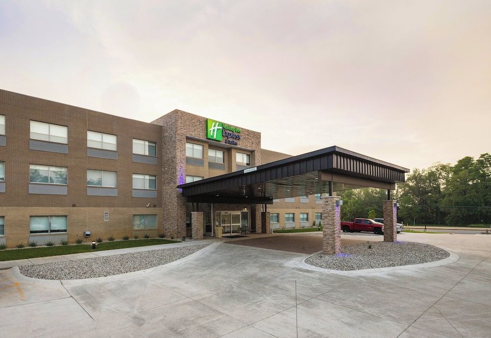 Holiday Inn Express & Suites PORTAGE by IHG 1
