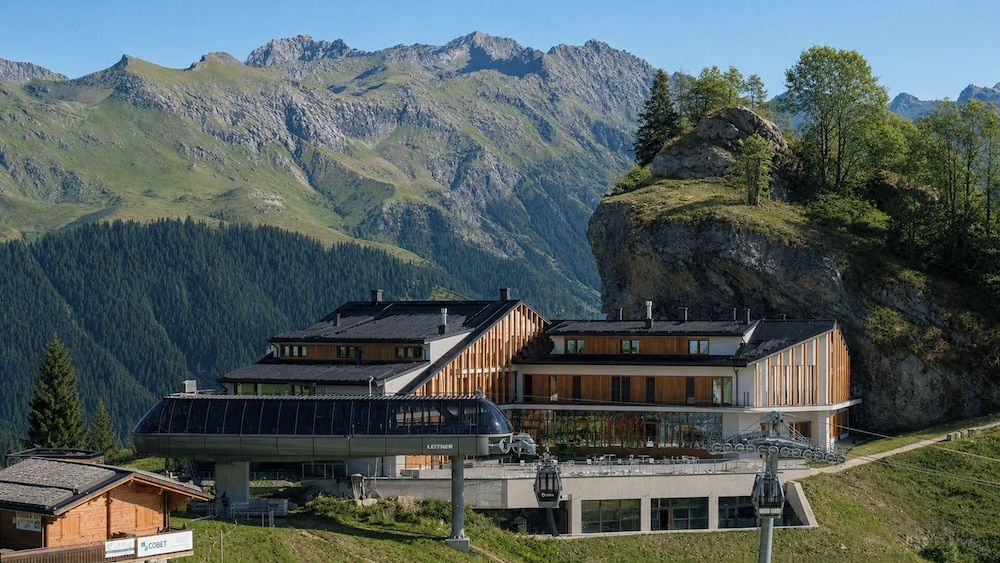 Rifugio Colere 1600 by Cloud 7 1