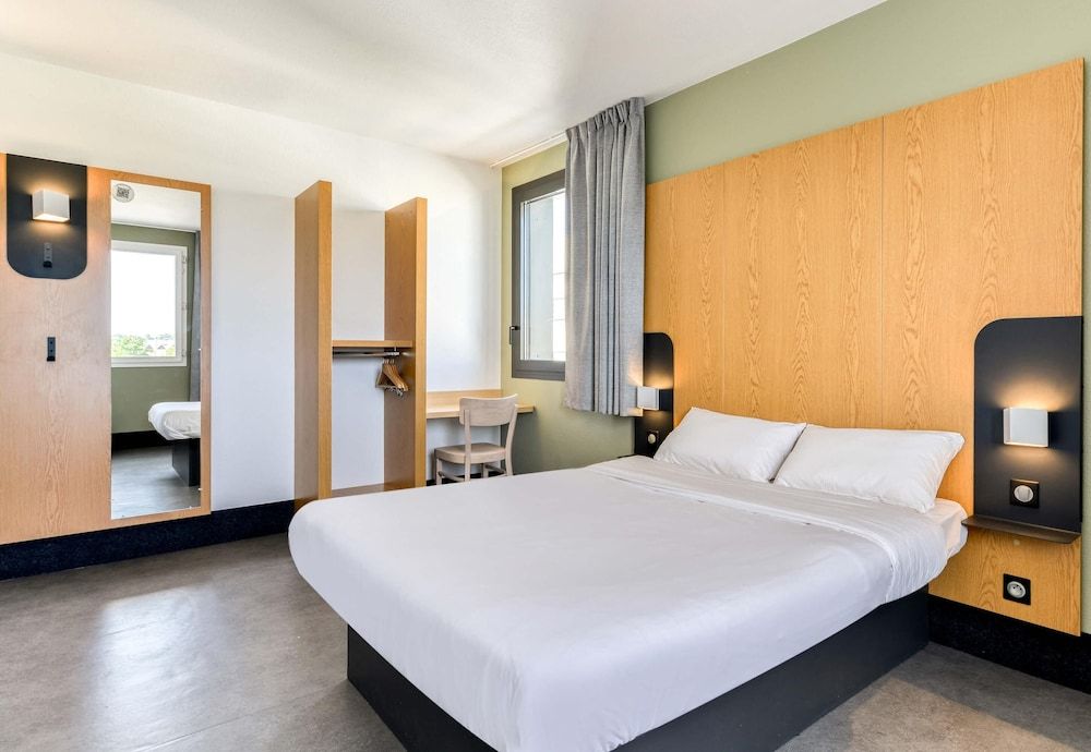 B&B HOTEL Montpellier Centre Le Millénaire 3 étoiles 1