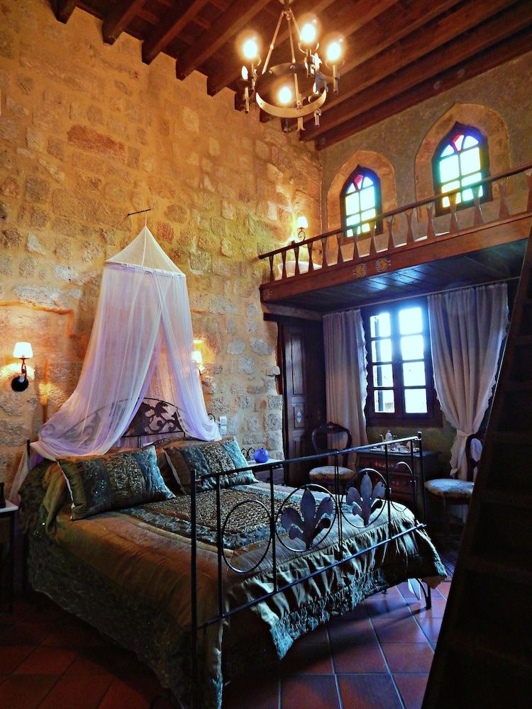 S.Nikolis' Historic Boutique Hotel 2