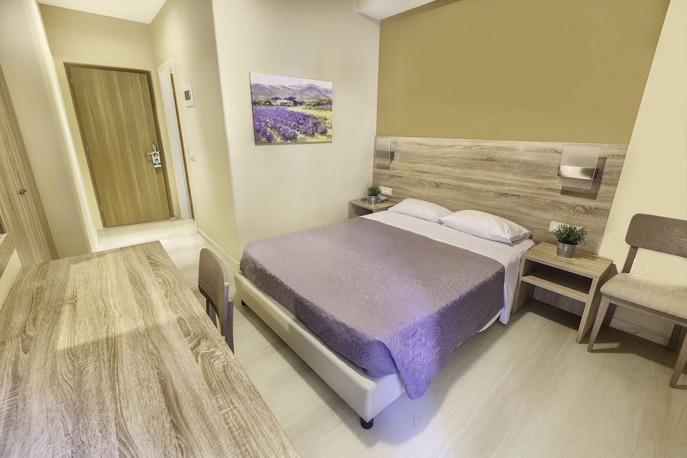 Sofia Hotel 2