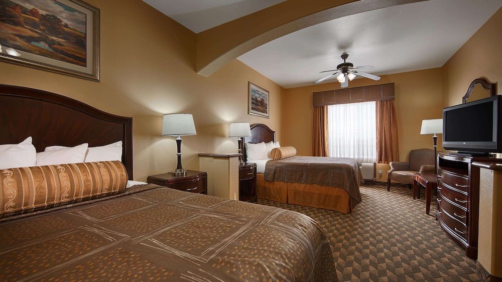 Best Western Plus Manvel Inn & Suites 1