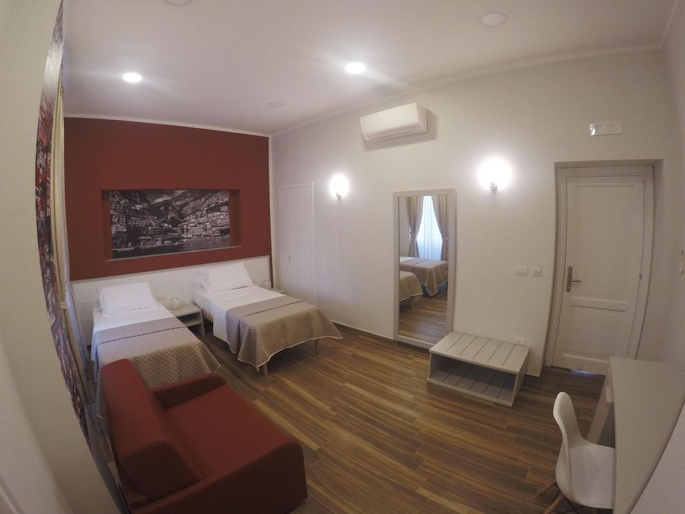 Rooms Stazione Centrale 2