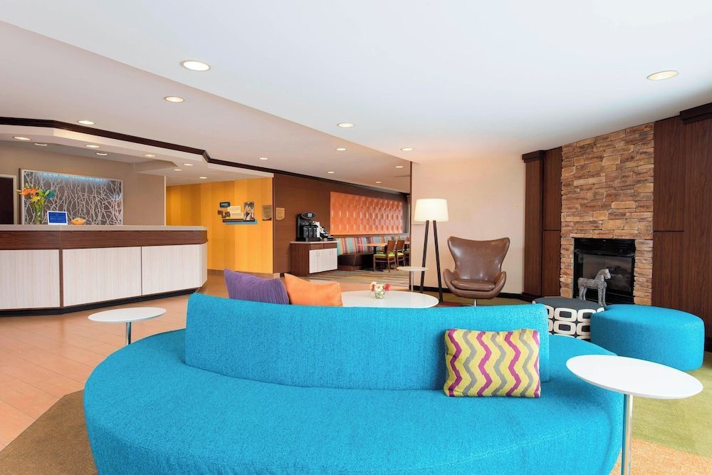 Fairfield Inn and Suites by Marriott Chicago St. Charles 1