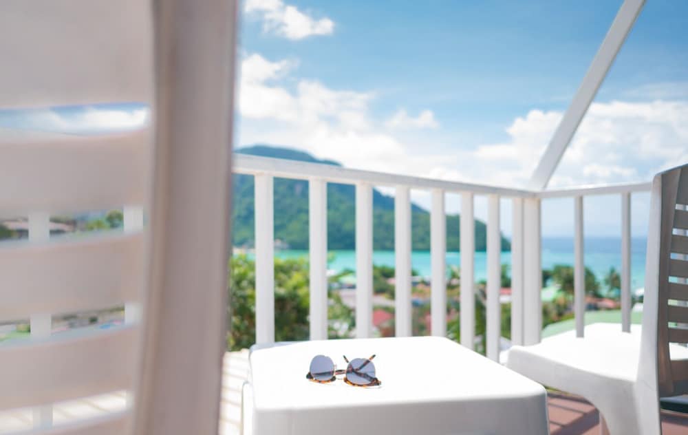 Phi Phi Uphill Cottage 1
