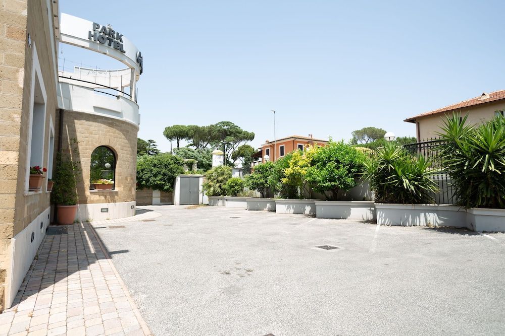 Biarritz - Rome - Cervara Park Hotel - Rome