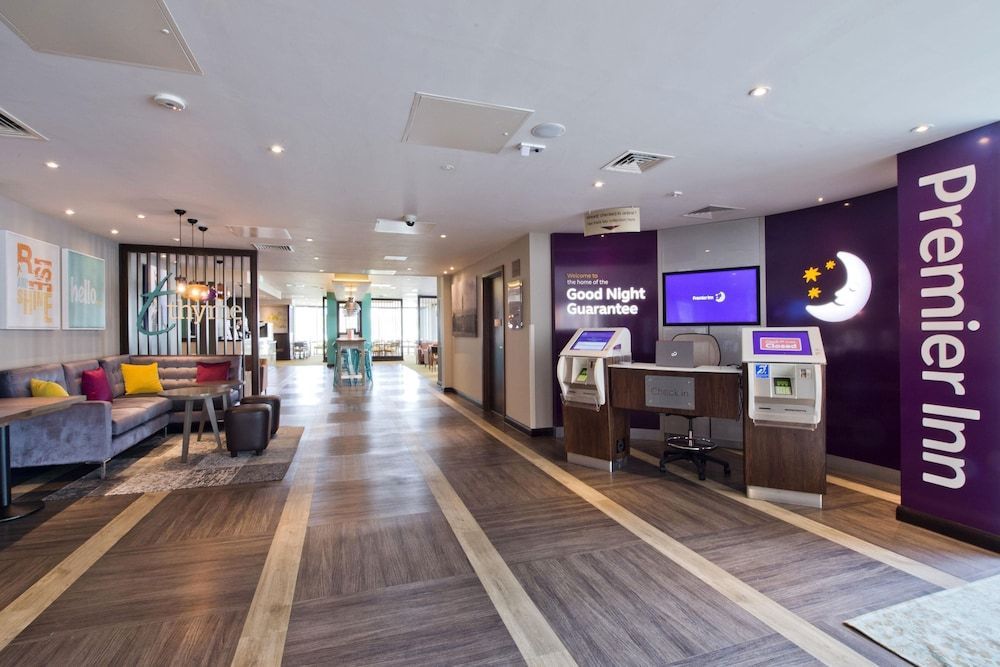 Premier Inn Leeds Cc - Whitehall Road 2