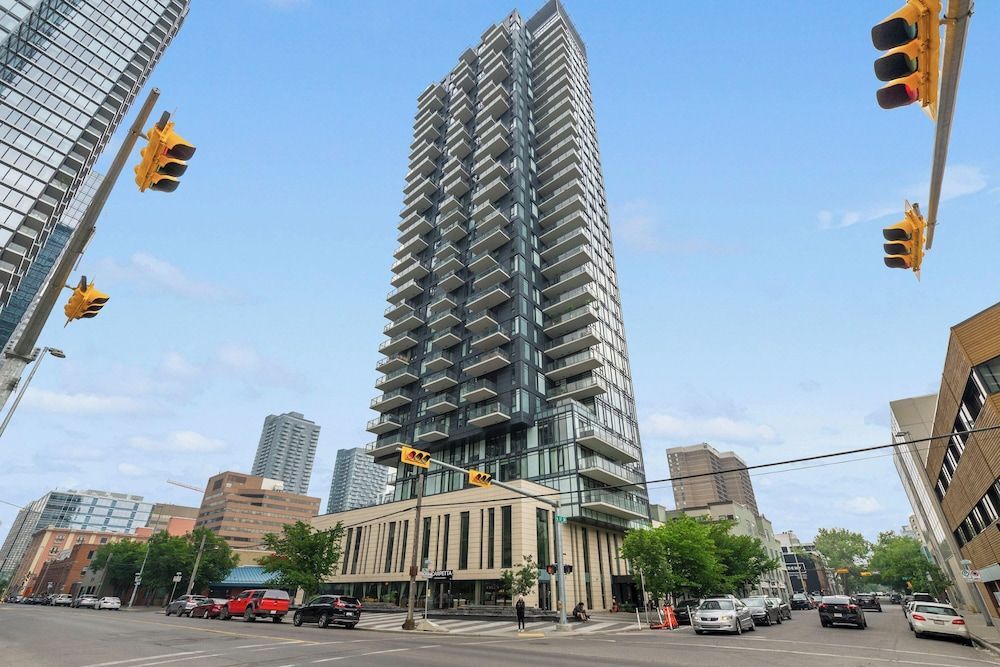GlobalStay Modern Condos Downtown Calgary 1