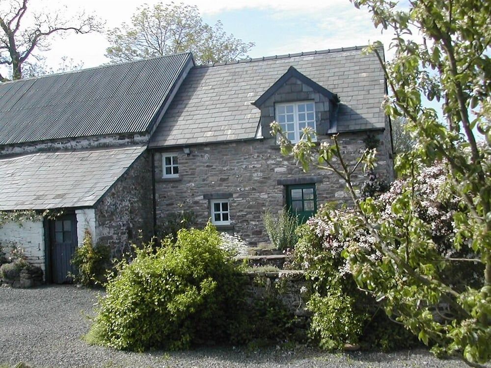 Alltybrain Farm Cottages 1