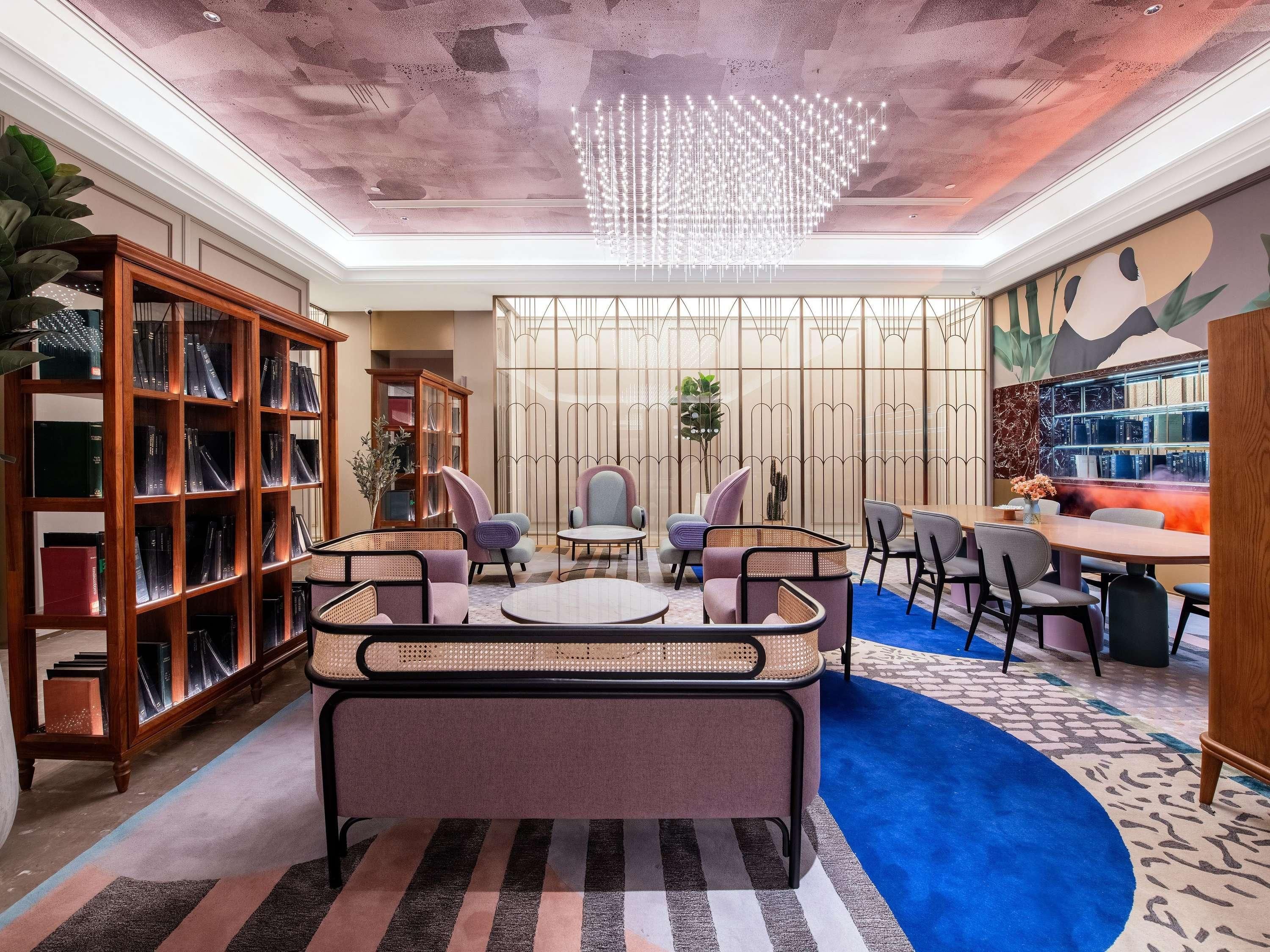 Mercure Chengdu West Expo City 2