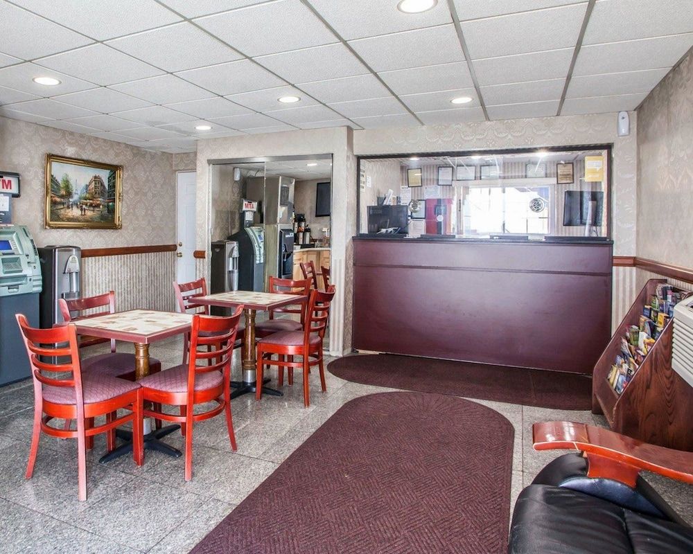 Rodeway Inn Jersey City North 2