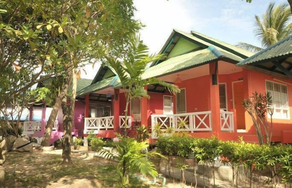 Shady Resort 2