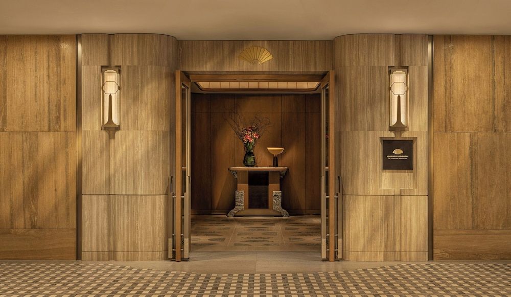 Mandarin Oriental The Landmark, Hong Kong 2
