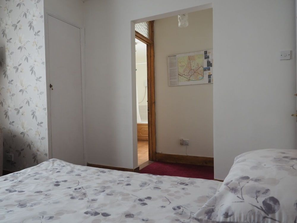 The Cottage 1