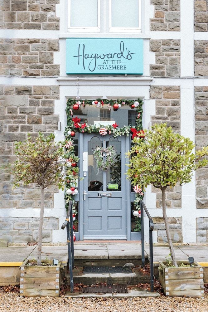 Hayward's at the Grasmere 1