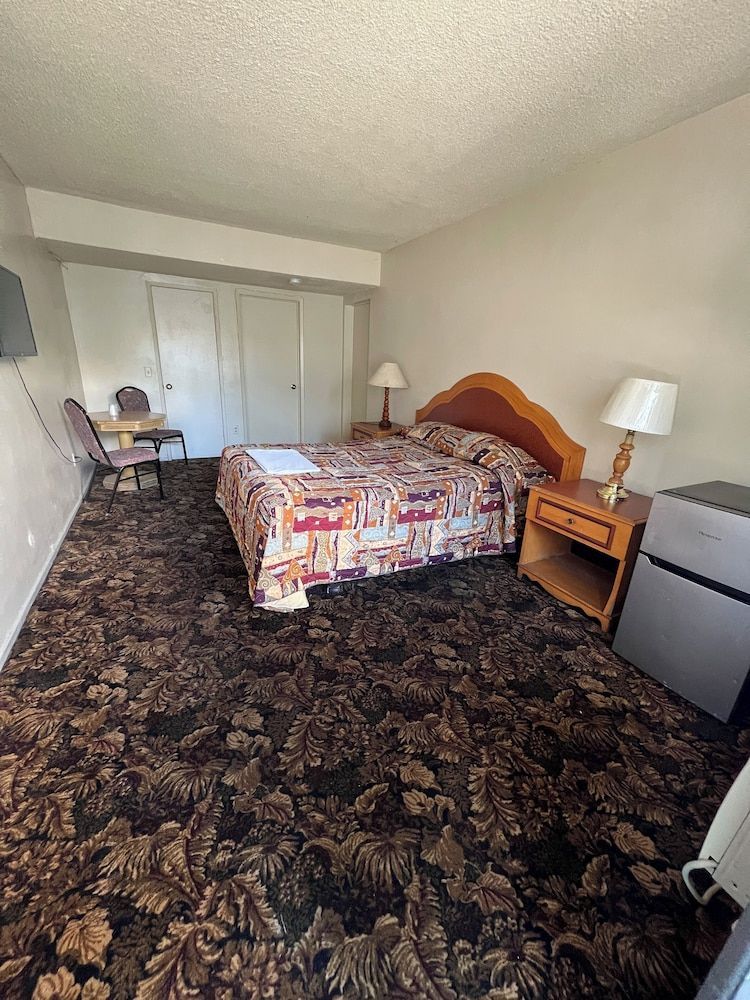 York Motel 1