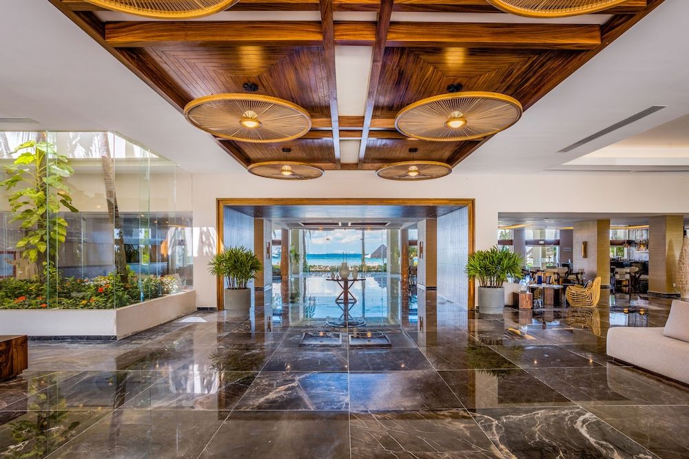 Dreams Sands Cancun Resort & Spa 1
