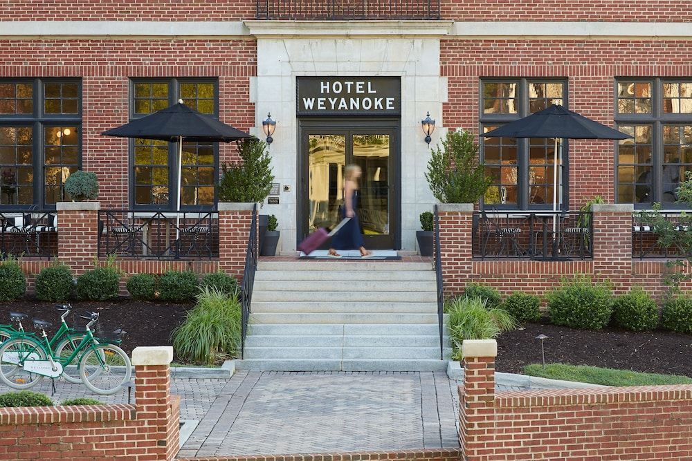 Hotel Weyanoke 1