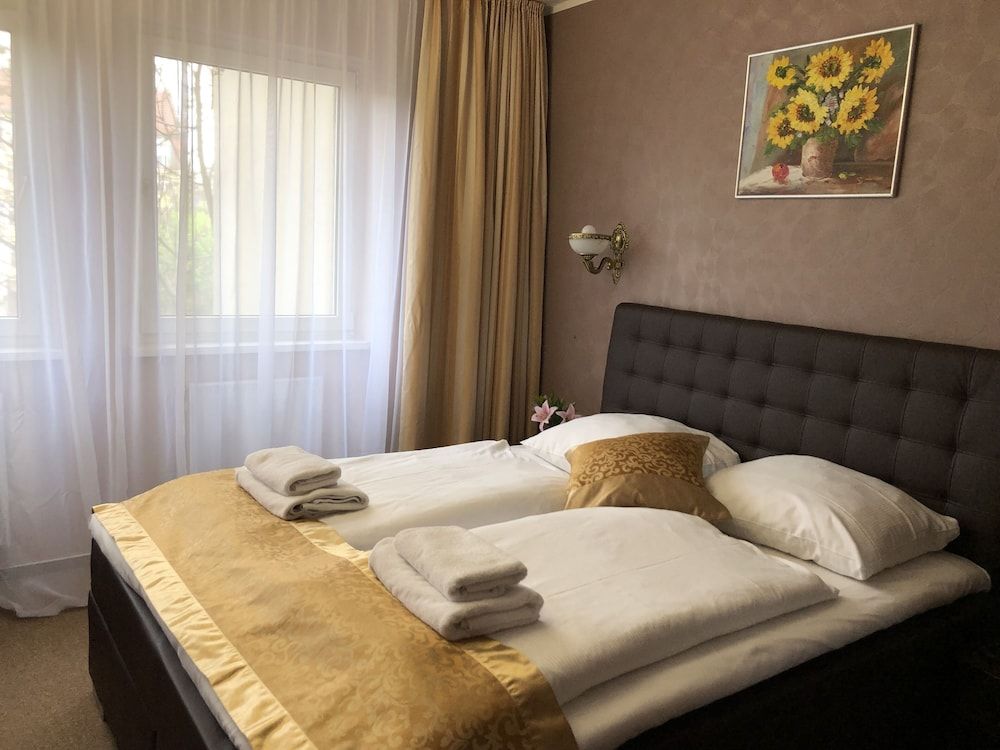 Atlas Berlin Hotel 1