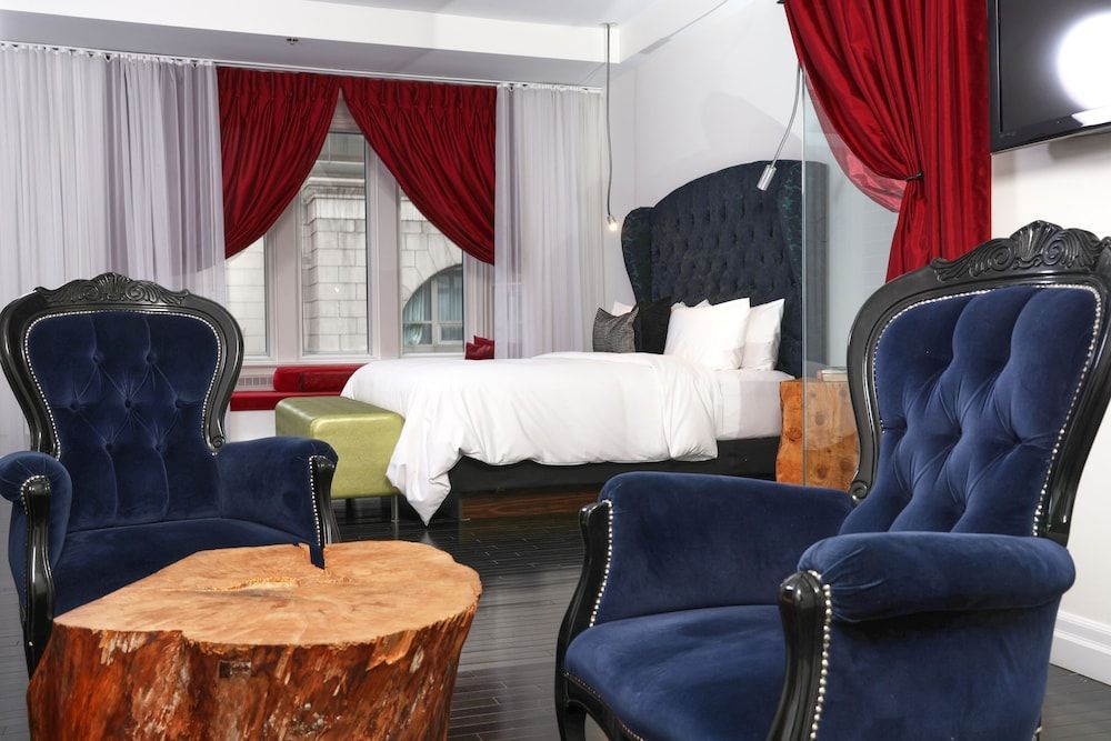 Hotel Chez Swann 1