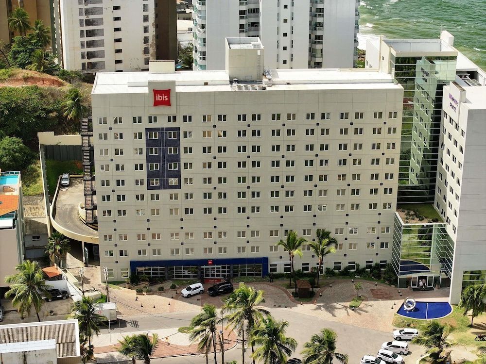 Ibis Salvador Rio Vermelho 1