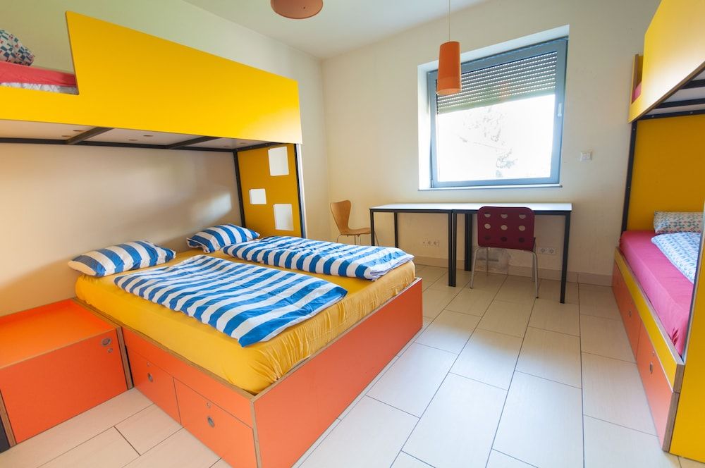 Simbol Rooms - Hostel 1