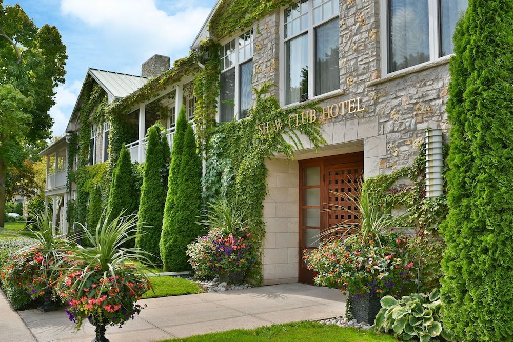 The Shaw Club Hotel 1