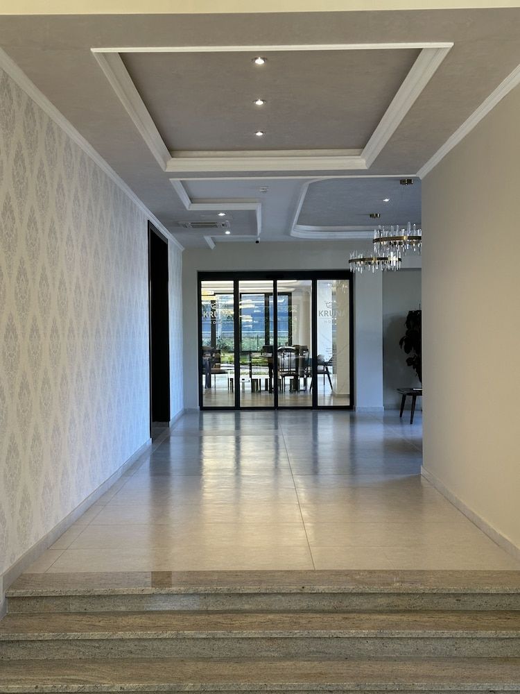 Nobel West Hotel 2