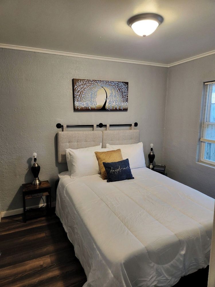 Greenhill Boutique Suites 1