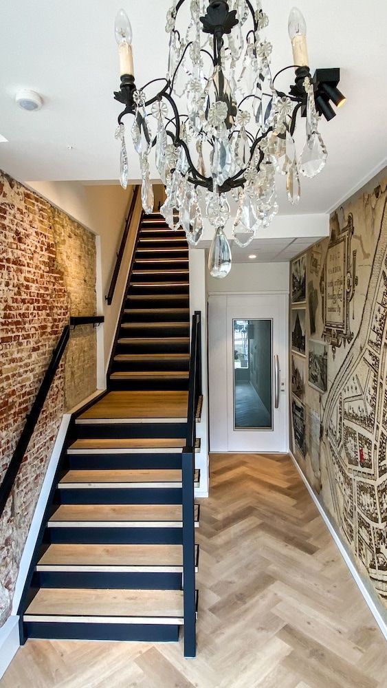 Snoozz Hotels Bolsward Boutique hotel zonder receptie met digitale sleutel 1