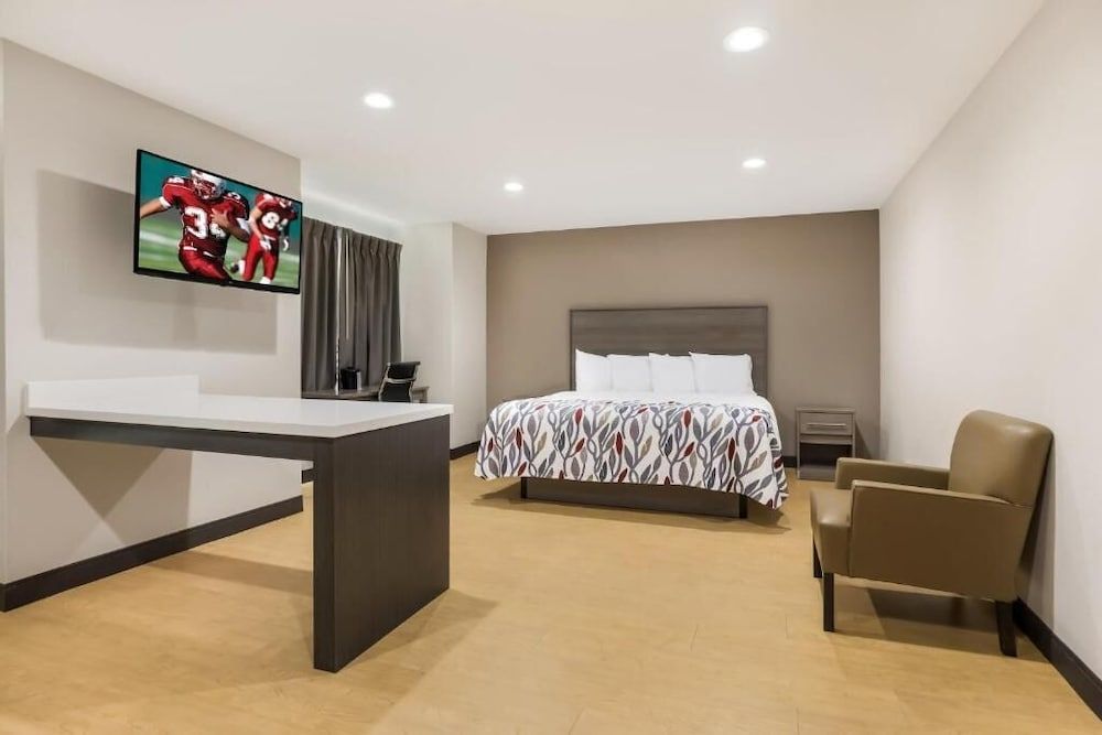 Super Inn Sulphur 1