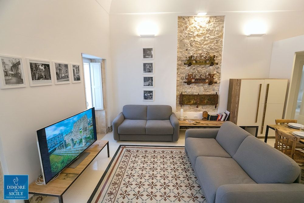 Dione Apartments by Dimore in Sicily Ortigia 1