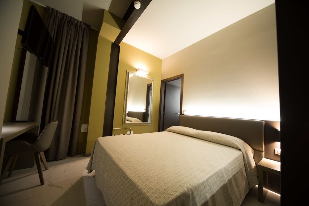 Hotel Aaron 2