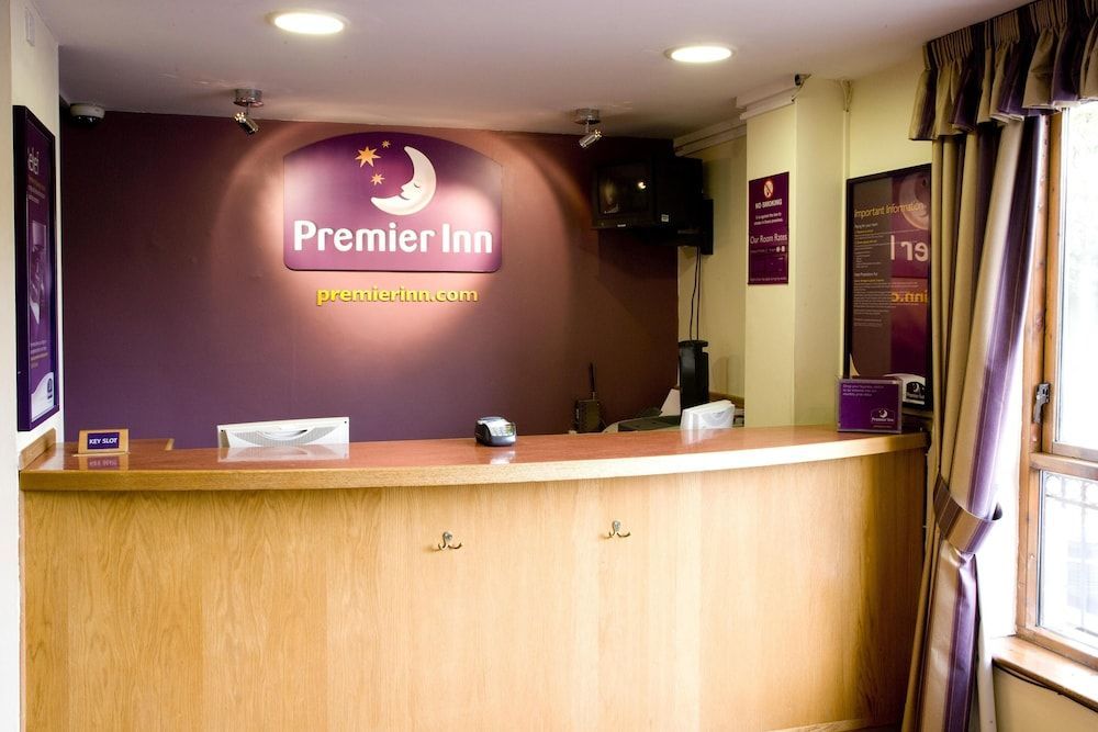 Premier Inn London Romford - Mercury Gardens 2