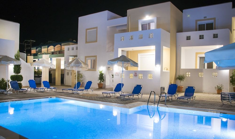 Gennadi Gardens exclusive apartments 1