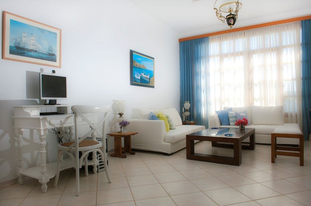 Hotel Charissi 2