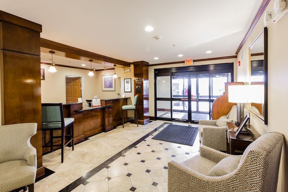 Staybridge Suites AUSTIN AIRPORT by IHG 2