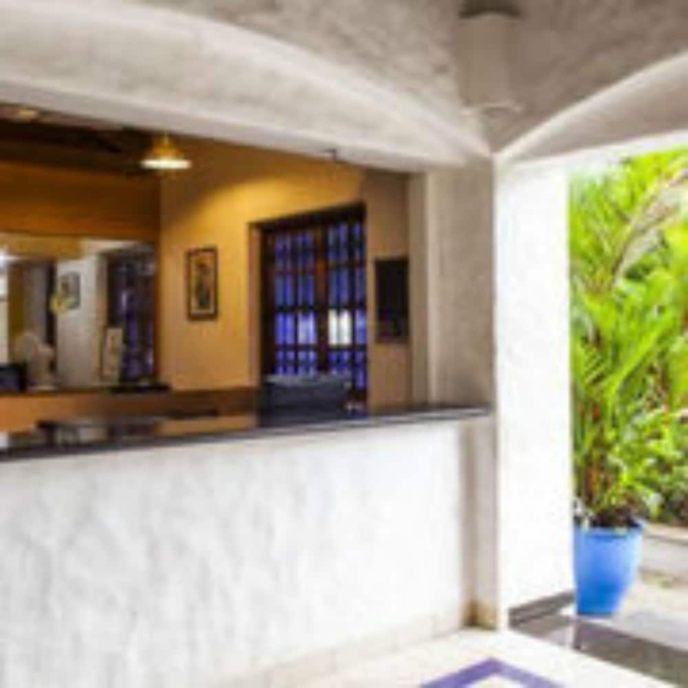 Casablanca Beach Resort 2