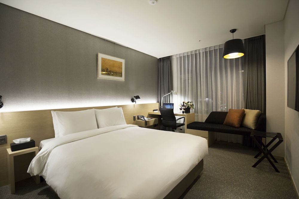 Arirang Hill Hotel Dongdaemun 1