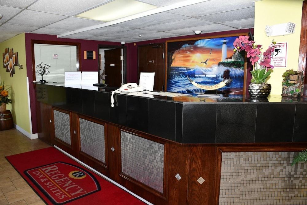 Regency Inn & Suites Faribault 2