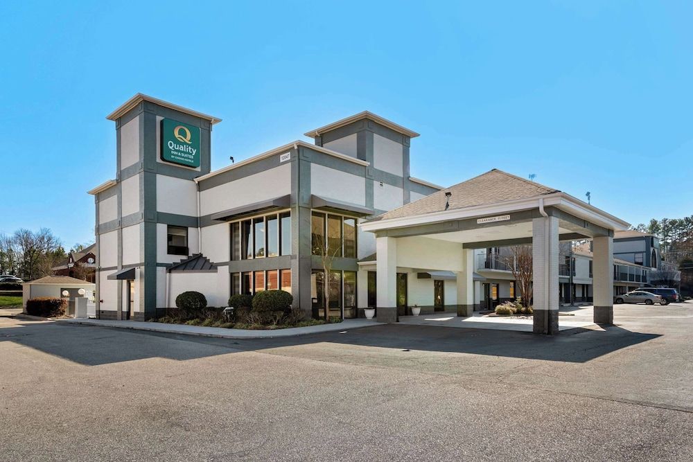 Quality Inn & Suites Matthews - Charlotte 1