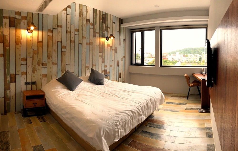 The Upstairs 1