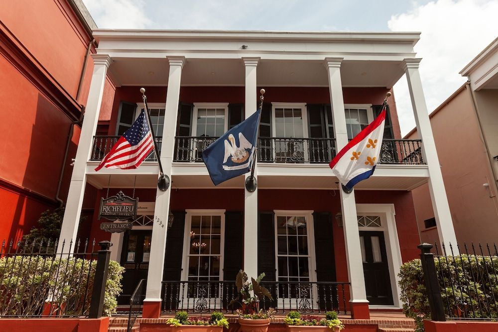 Le Richelieu Hotel in the French Quarter 1