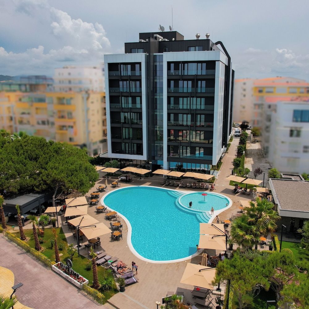 Supreme Hotel 1