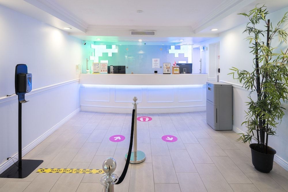 Cassandra Hotel 2